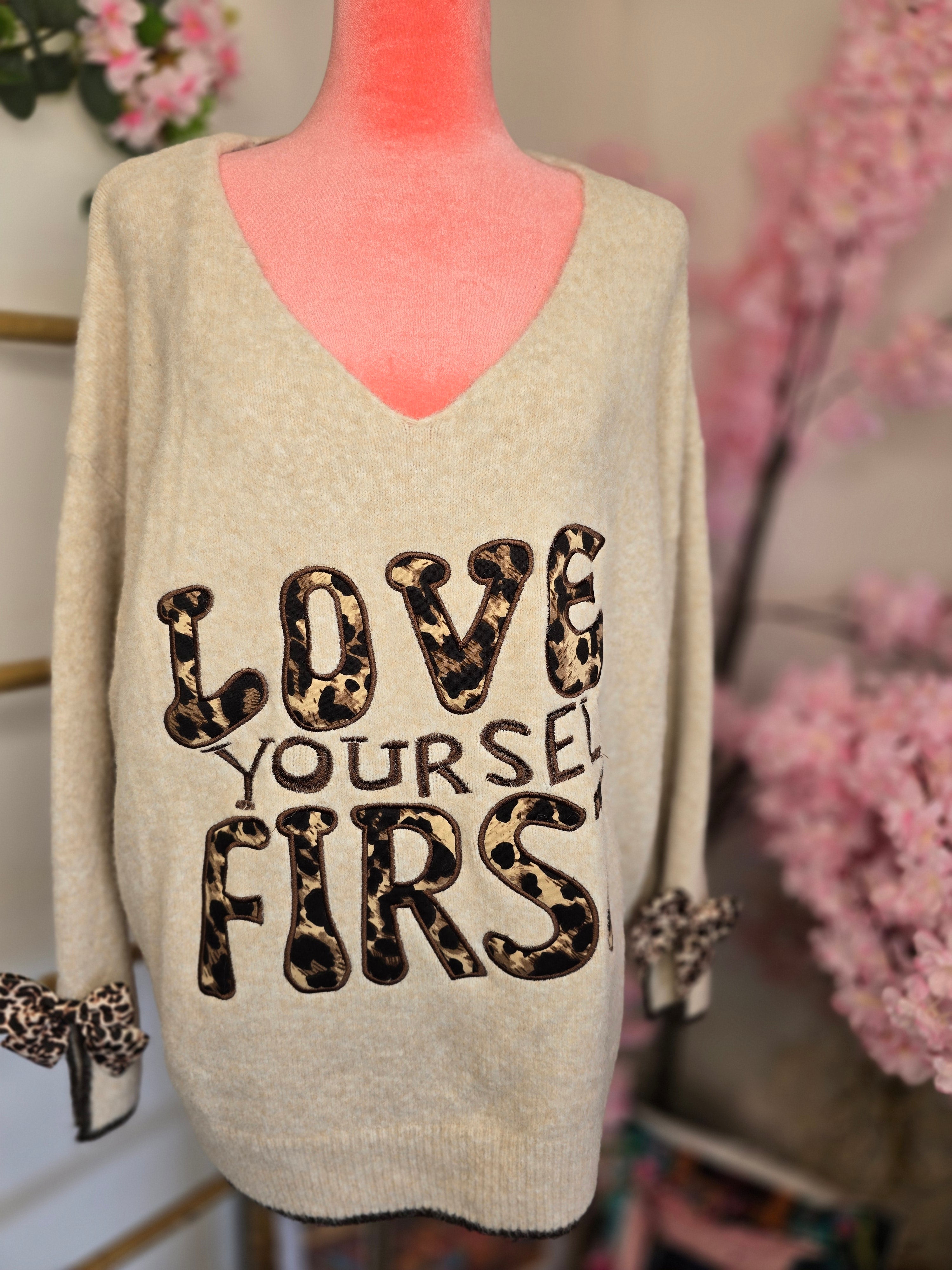 Pull inscription léopard