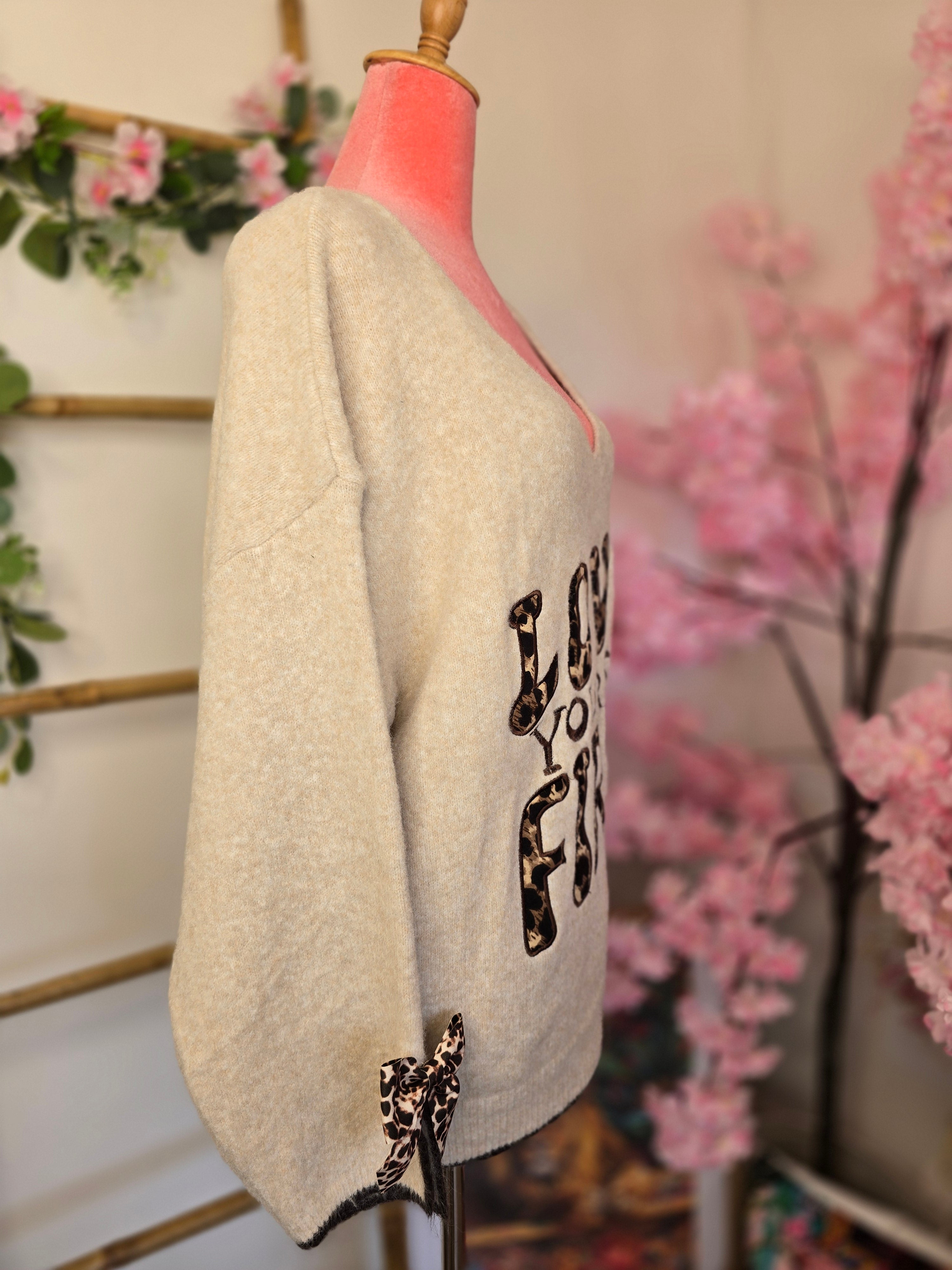 Pull inscription léopard