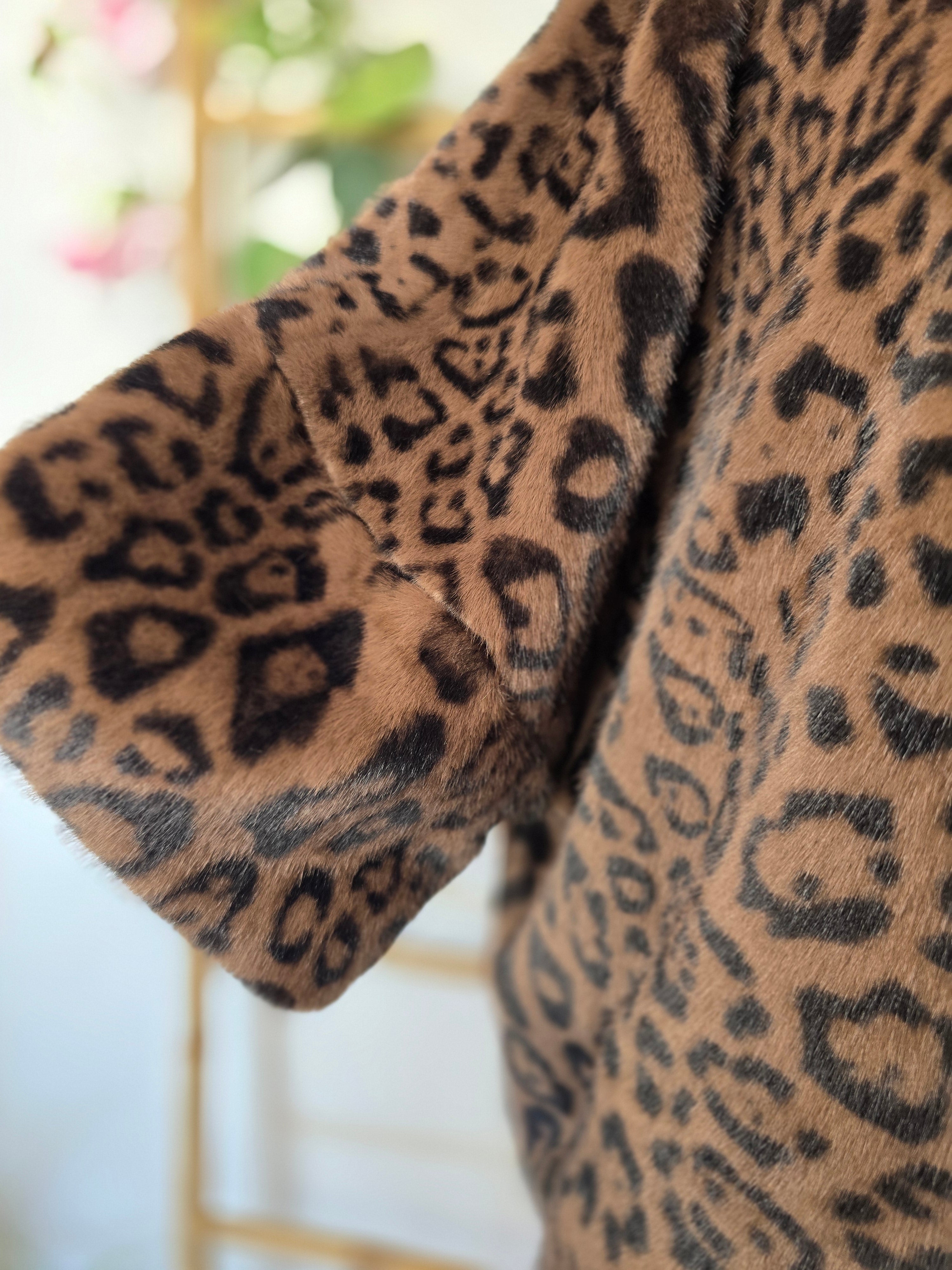 Veste fausse fourrure léopard