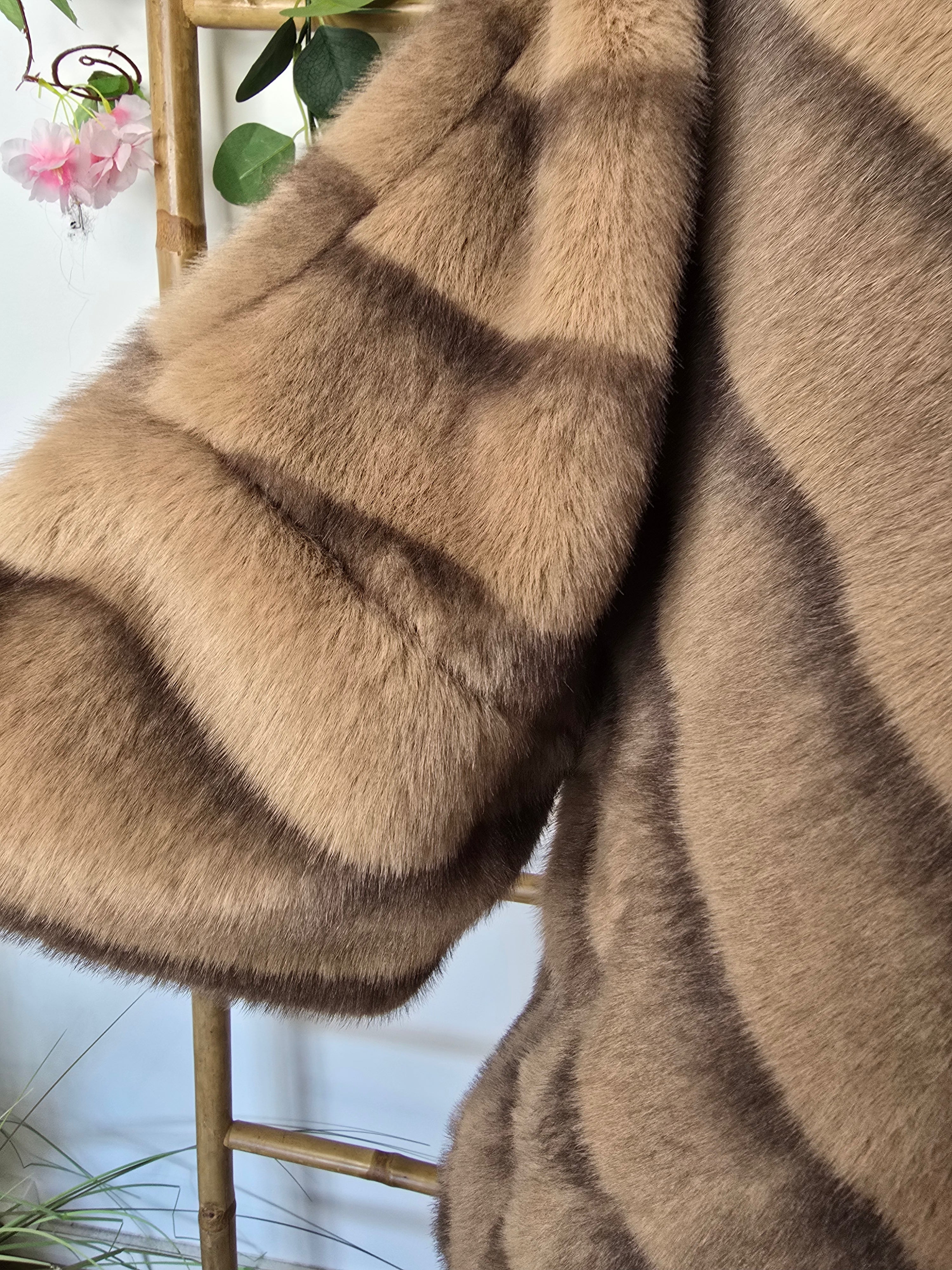 Veste fausse fourrure bicolore